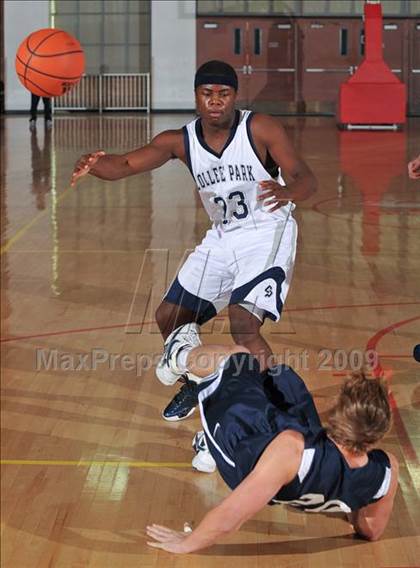 Thumbnail 3 in College Park vs. Ironwood Ridge (MaxPreps Holiday Classic) photogallery.