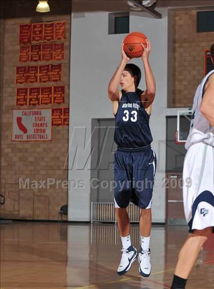 Thumbnail 2 in College Park vs. Ironwood Ridge (MaxPreps Holiday Classic) photogallery.