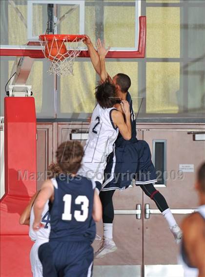 Thumbnail 1 in College Park vs. Ironwood Ridge (MaxPreps Holiday Classic) photogallery.