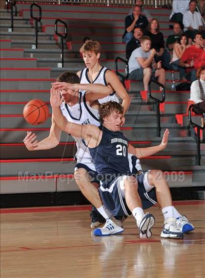 Thumbnail 1 in College Park vs. Ironwood Ridge (MaxPreps Holiday Classic) photogallery.