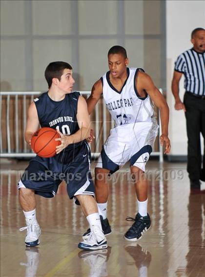 Thumbnail 2 in College Park vs. Ironwood Ridge (MaxPreps Holiday Classic) photogallery.
