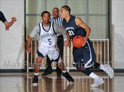 Thumbnail 1 in College Park vs. Ironwood Ridge (MaxPreps Holiday Classic) photogallery.