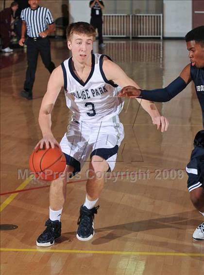Thumbnail 1 in College Park vs. Ironwood Ridge (MaxPreps Holiday Classic) photogallery.