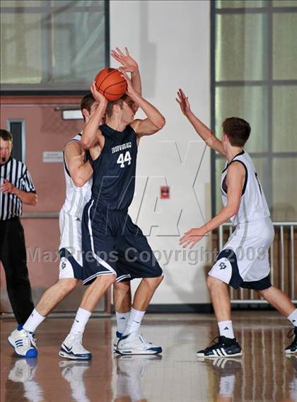 Thumbnail 2 in College Park vs. Ironwood Ridge (MaxPreps Holiday Classic) photogallery.
