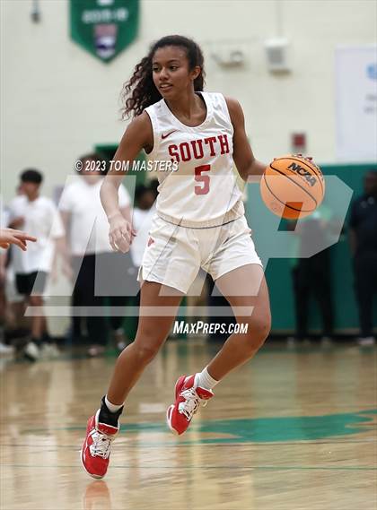Thumbnail 2 in South Mecklenburg @ Myers Park (SoMeck 4A Conference Final) photogallery.