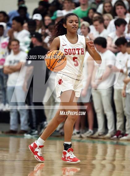 Thumbnail 2 in South Mecklenburg @ Myers Park (SoMeck 4A Conference Final) photogallery.