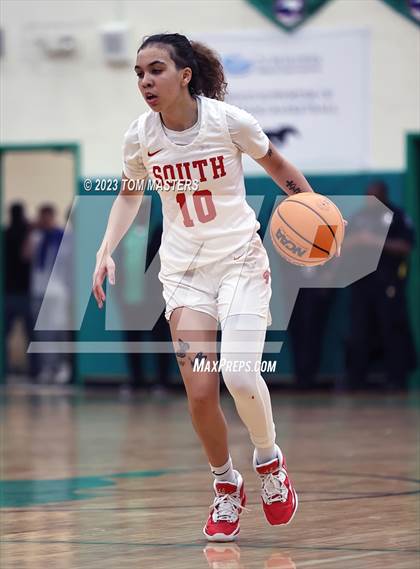 Thumbnail 3 in South Mecklenburg @ Myers Park (SoMeck 4A Conference Final) photogallery.