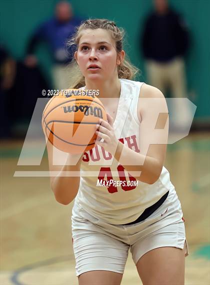 Thumbnail 3 in South Mecklenburg @ Myers Park (SoMeck 4A Conference Final) photogallery.