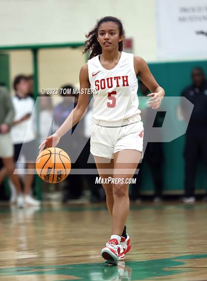 Thumbnail 3 in South Mecklenburg @ Myers Park (SoMeck 4A Conference Final) photogallery.
