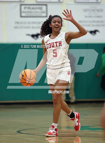 Thumbnail 2 in South Mecklenburg @ Myers Park (SoMeck 4A Conference Final) photogallery.