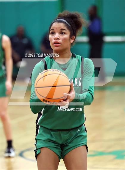 Thumbnail 2 in South Mecklenburg @ Myers Park (SoMeck 4A Conference Final) photogallery.