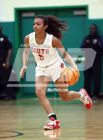 Thumbnail 1 in South Mecklenburg @ Myers Park (SoMeck 4A Conference Final) photogallery.