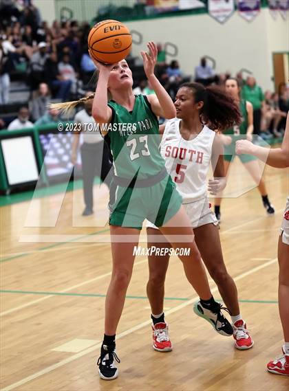 Thumbnail 2 in South Mecklenburg @ Myers Park (SoMeck 4A Conference Final) photogallery.