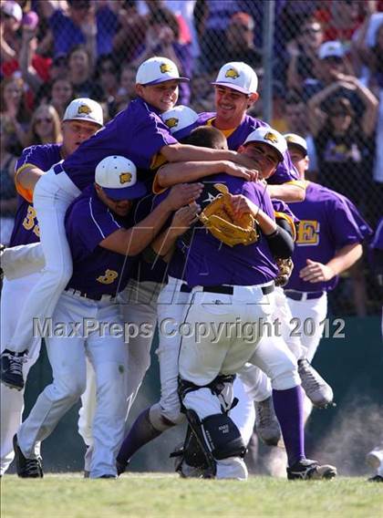 Thumbnail 1 in Hilmar vs. Escalon (CIF SJS D5 Final) photogallery.