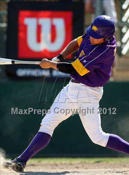 Thumbnail 2 in Hilmar vs. Escalon (CIF SJS D5 Final) photogallery.