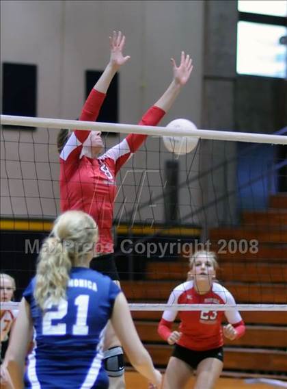 Thumbnail 2 in Santa Monica vs. Mayfield (CIF SS D3-A Final) photogallery.