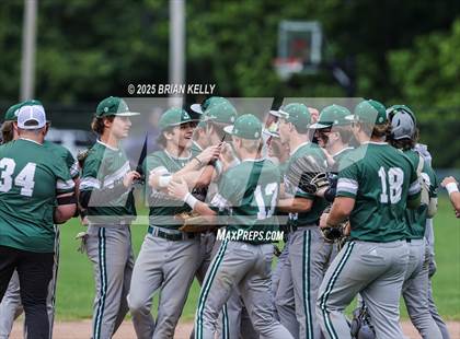 Thumbnail 2 in Billerica Memorial @ Hingham (MIAA Division 2 Round of 32) photogallery.