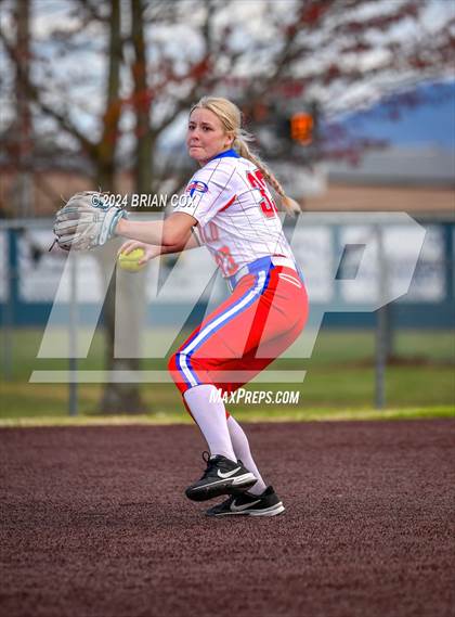 Thumbnail 3 in Harrison vs Paragould (Ozark Classic) photogallery.
