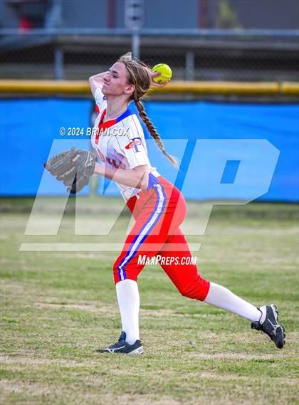Thumbnail 3 in Harrison vs Paragould (Ozark Classic) photogallery.