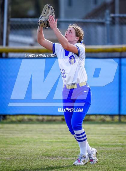 Thumbnail 2 in Harrison vs Paragould (Ozark Classic) photogallery.