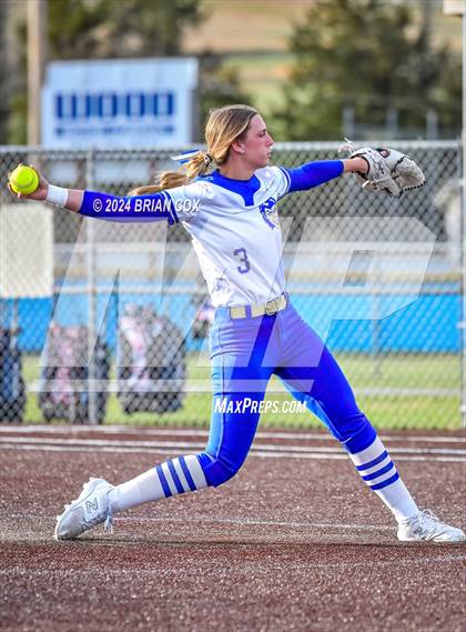Thumbnail 2 in Harrison vs Paragould (Ozark Classic) photogallery.