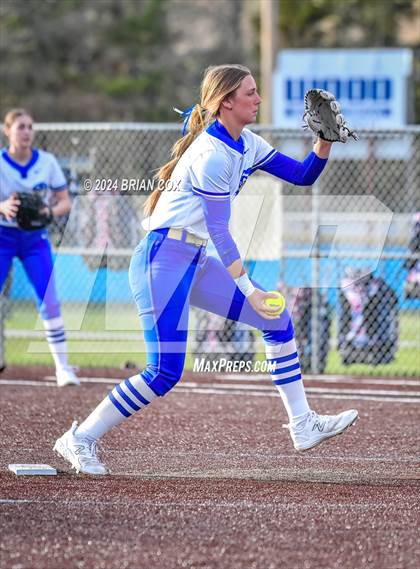 Thumbnail 2 in Harrison vs Paragould (Ozark Classic) photogallery.
