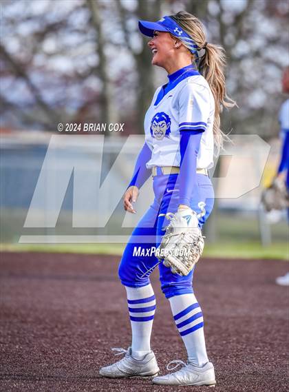 Thumbnail 3 in Harrison vs Paragould (Ozark Classic) photogallery.