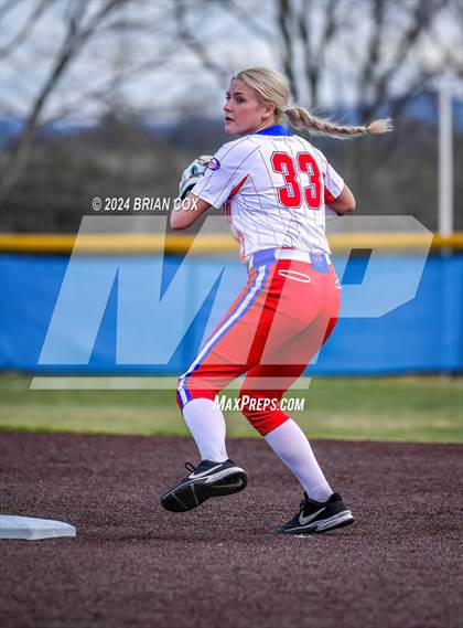Thumbnail 2 in Harrison vs Paragould (Ozark Classic) photogallery.