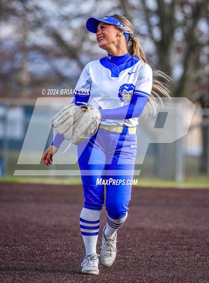 Thumbnail 1 in Harrison vs Paragould (Ozark Classic) photogallery.