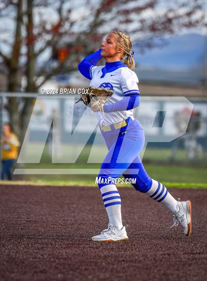 Thumbnail 3 in Harrison vs Paragould (Ozark Classic) photogallery.