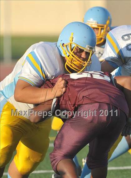 Thumbnail 2 in Center @ Natomas photogallery.