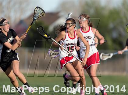 Thumbnail 2 in Arapahoe @ Smoky Hill photogallery.
