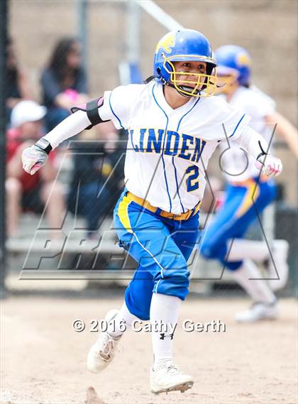 Thumbnail 3 in Linden vs. Ripon (CIF SJS D5 Final) photogallery.