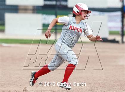 Thumbnail 1 in Linden vs. Ripon (CIF SJS D5 Final) photogallery.
