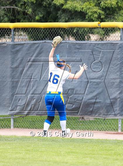 Thumbnail 1 in Linden vs. Ripon (CIF SJS D5 Final) photogallery.