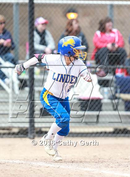 Thumbnail 1 in Linden vs. Ripon (CIF SJS D5 Final) photogallery.