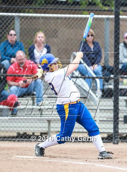 Thumbnail 2 in Linden vs. Ripon (CIF SJS D5 Final) photogallery.