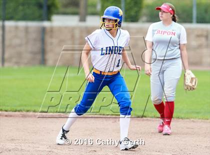 Thumbnail 1 in Linden vs. Ripon (CIF SJS D5 Final) photogallery.