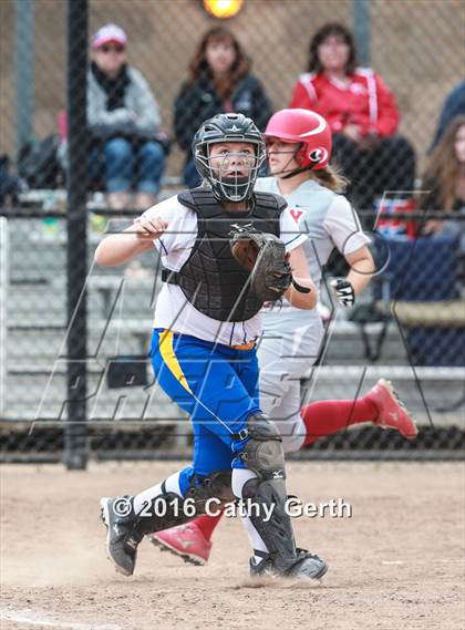 Thumbnail 2 in Linden vs. Ripon (CIF SJS D5 Final) photogallery.