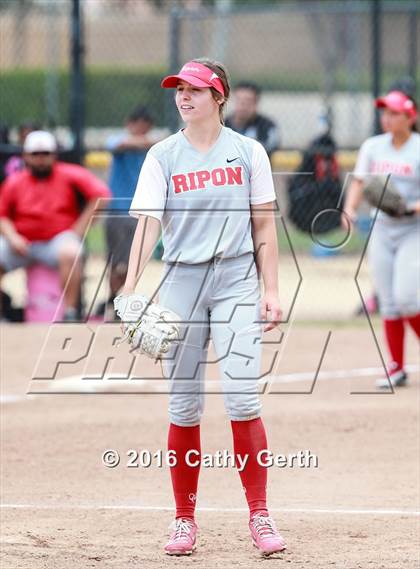 Thumbnail 2 in Linden vs. Ripon (CIF SJS D5 Final) photogallery.