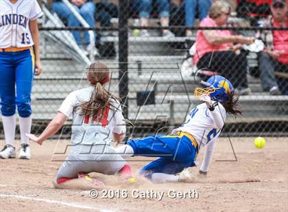Thumbnail 3 in Linden vs. Ripon (CIF SJS D5 Final) photogallery.