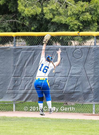Thumbnail 3 in Linden vs. Ripon (CIF SJS D5 Final) photogallery.