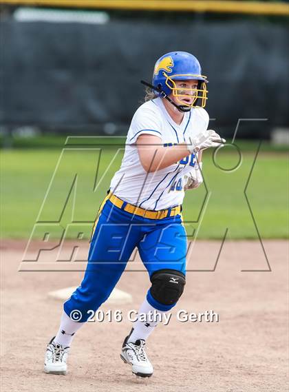 Thumbnail 1 in Linden vs. Ripon (CIF SJS D5 Final) photogallery.