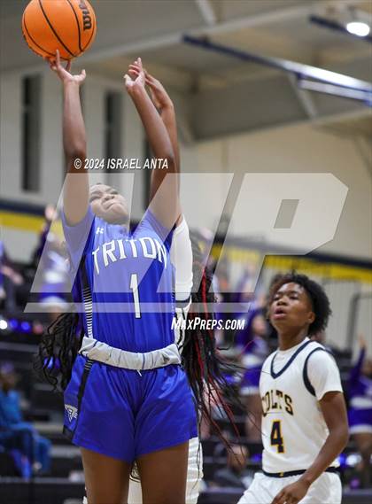 Thumbnail 3 in Triton @ Cape Fear photogallery.