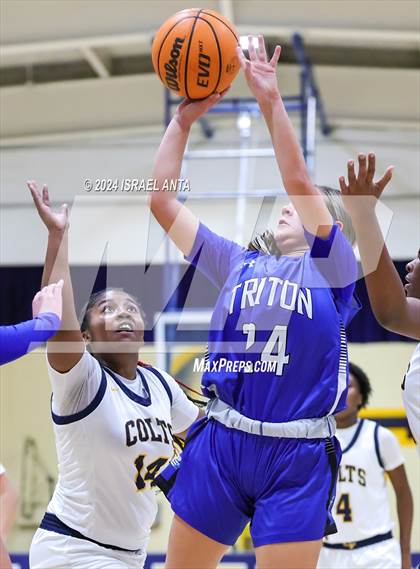 Thumbnail 1 in Triton @ Cape Fear photogallery.