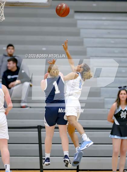 Thumbnail 3 in Clovis East @ Clovis North photogallery.