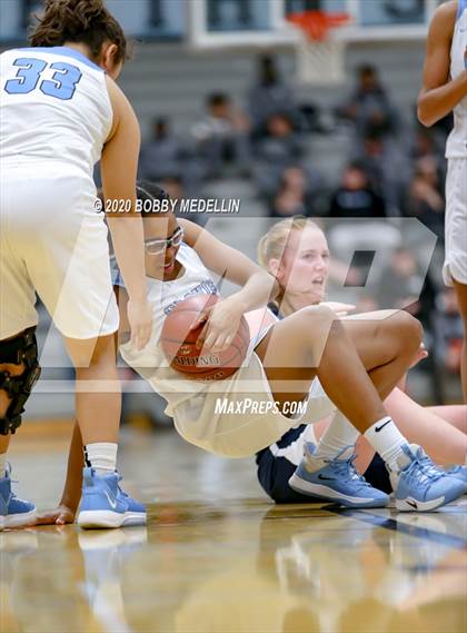 Thumbnail 1 in Clovis East @ Clovis North photogallery.