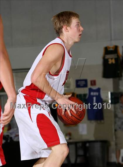 Thumbnail 2 in Pleasant Grove vs. Mission Viejo (Desert Heat Invitational) photogallery.