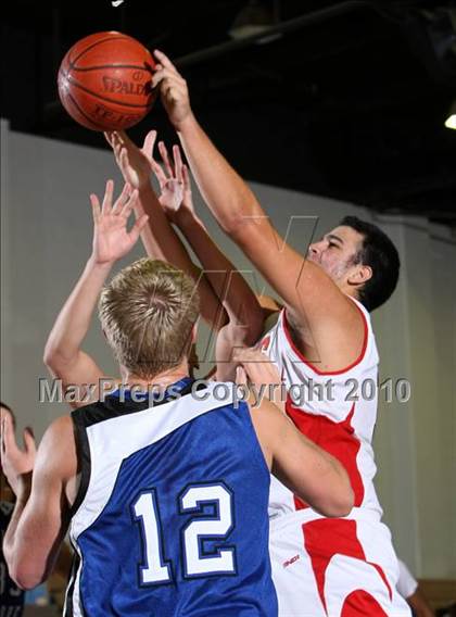 Thumbnail 2 in Pleasant Grove vs. Mission Viejo (Desert Heat Invitational) photogallery.
