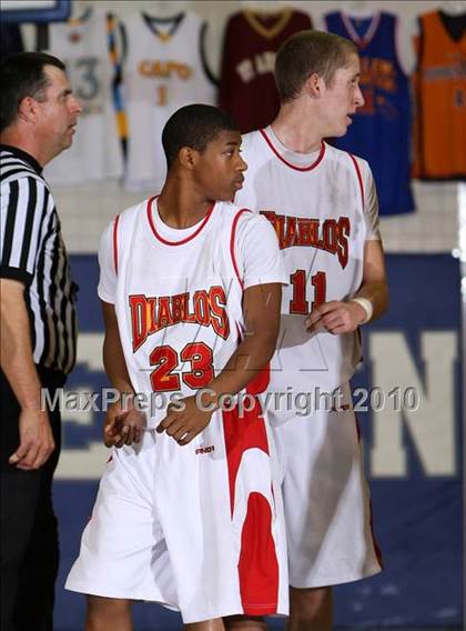 Thumbnail 3 in Pleasant Grove vs. Mission Viejo (Desert Heat Invitational) photogallery.